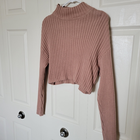Tan ribbed crop sweater - Picture 1 of 5